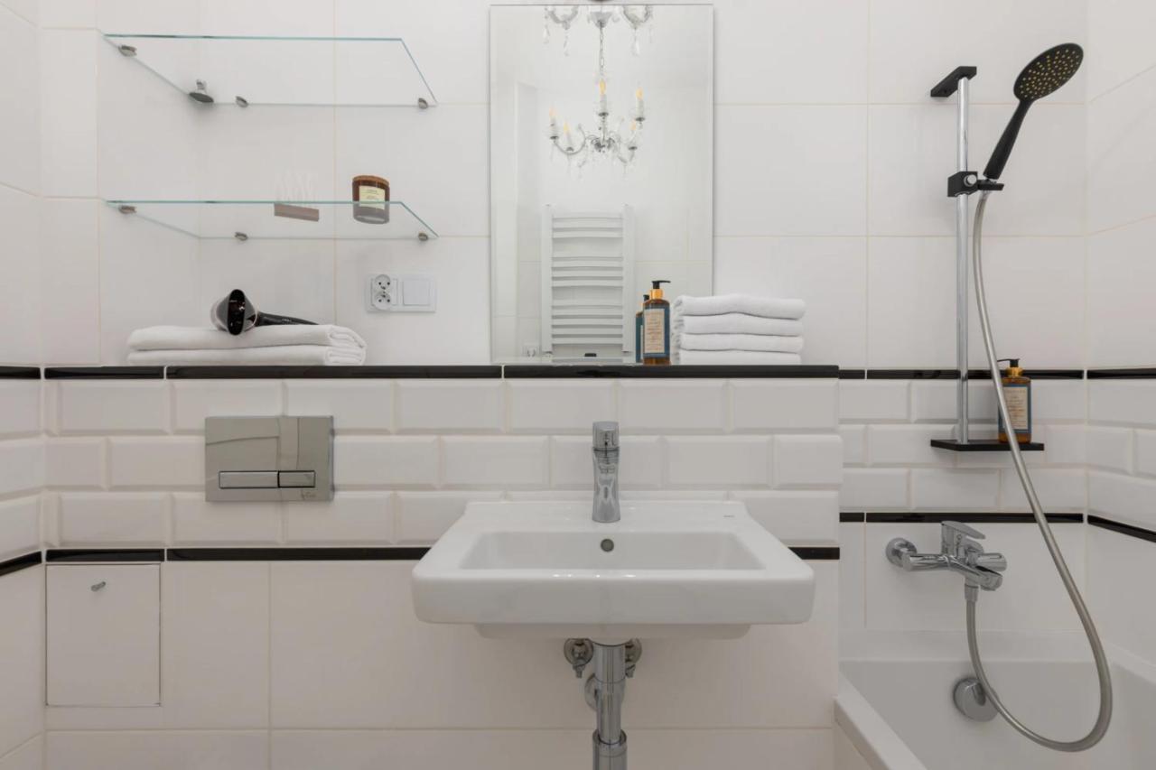 Przestronny Apartament Z Widokiem Na Miasto W Warszawie Varšava Exteriér fotografie