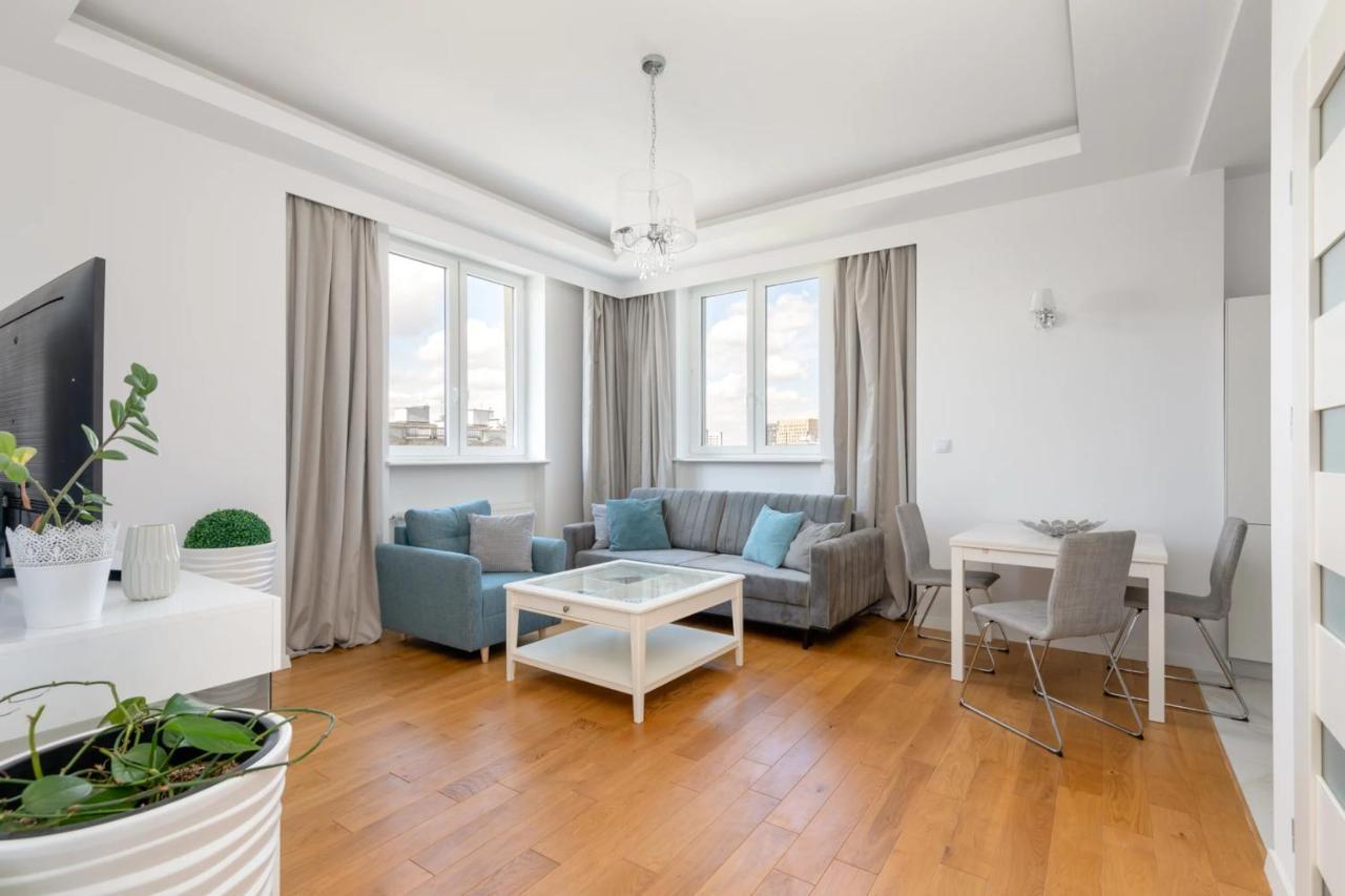 Przestronny Apartament Z Widokiem Na Miasto W Warszawie Varšava Exteriér fotografie